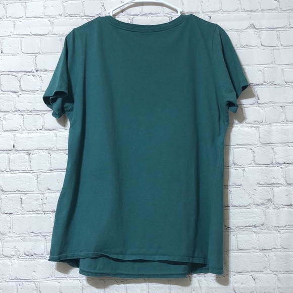 Nike women too shirt - Picture 4 of 6